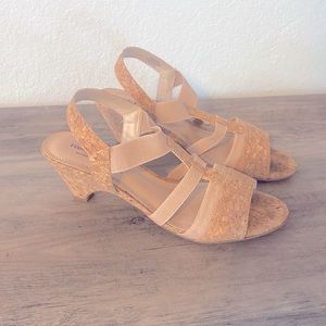 Women’s wedge sandals with memory foam size 9 1/2